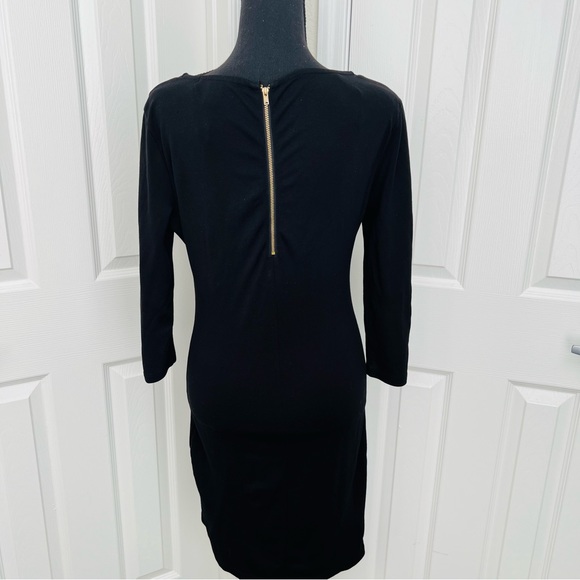 🐦⬛ Forever 21 Black Long Sleeved Bodycon Zippered Back Dress Size Small - Picture 1 of 6